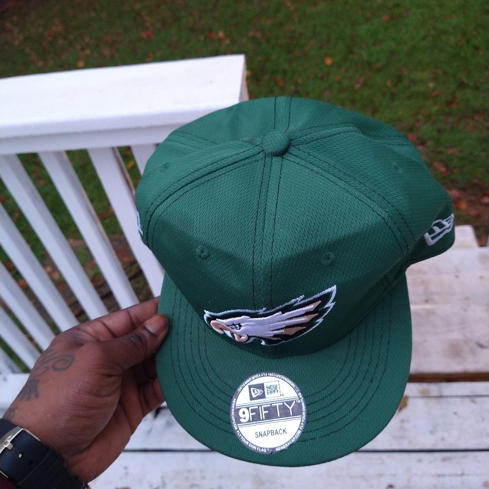 Snapback - Picture 2 of 3